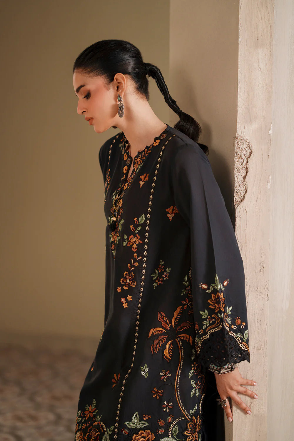 JET BLACK | E4347/103/902 | Rozana Collection SS '26- Drop 7 | Ethnc