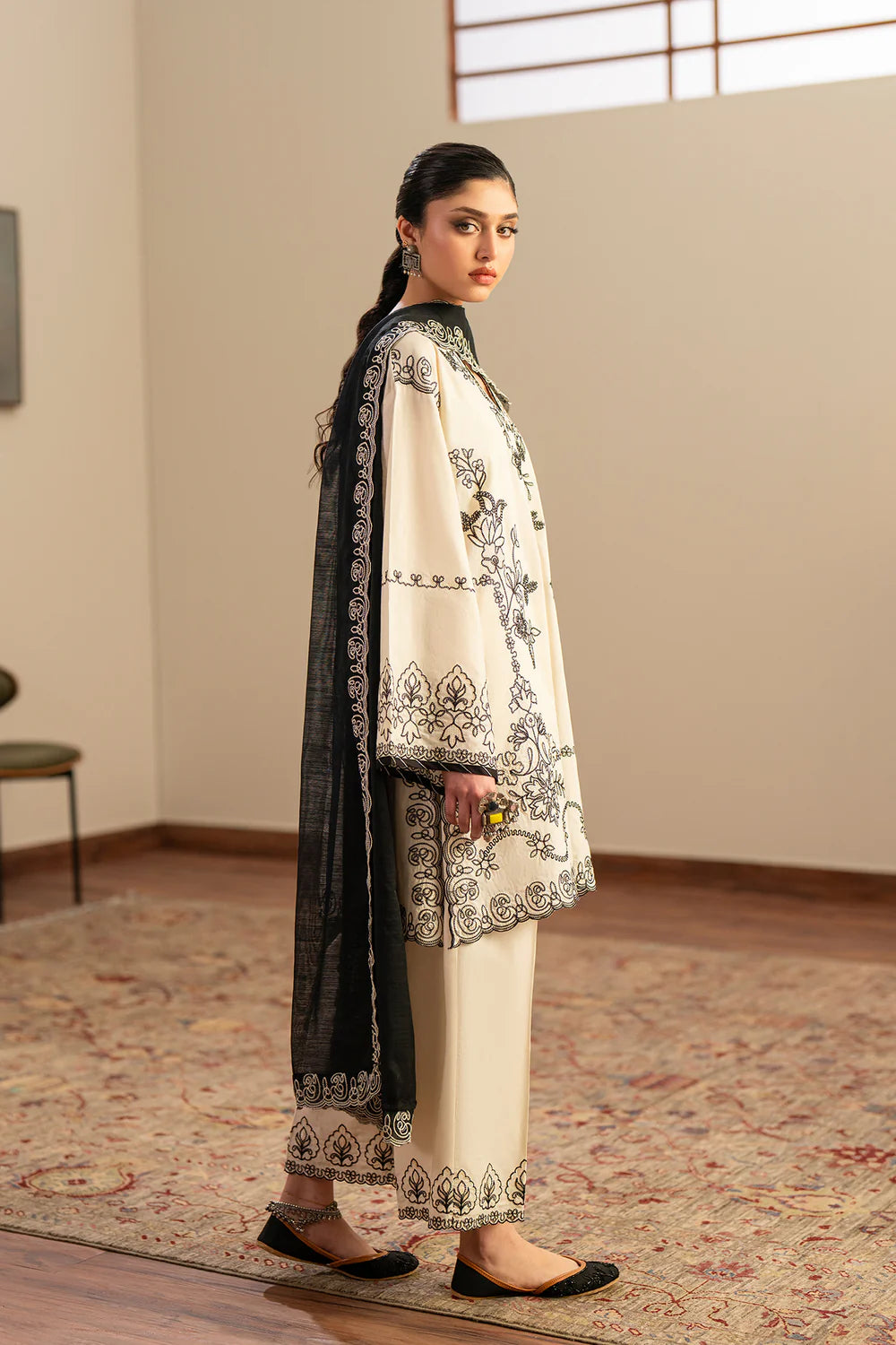 OFF WHITE | E4389/103/002 | Rozana Collection Summer '26 - Drop 2 | Ethnc (RTS)