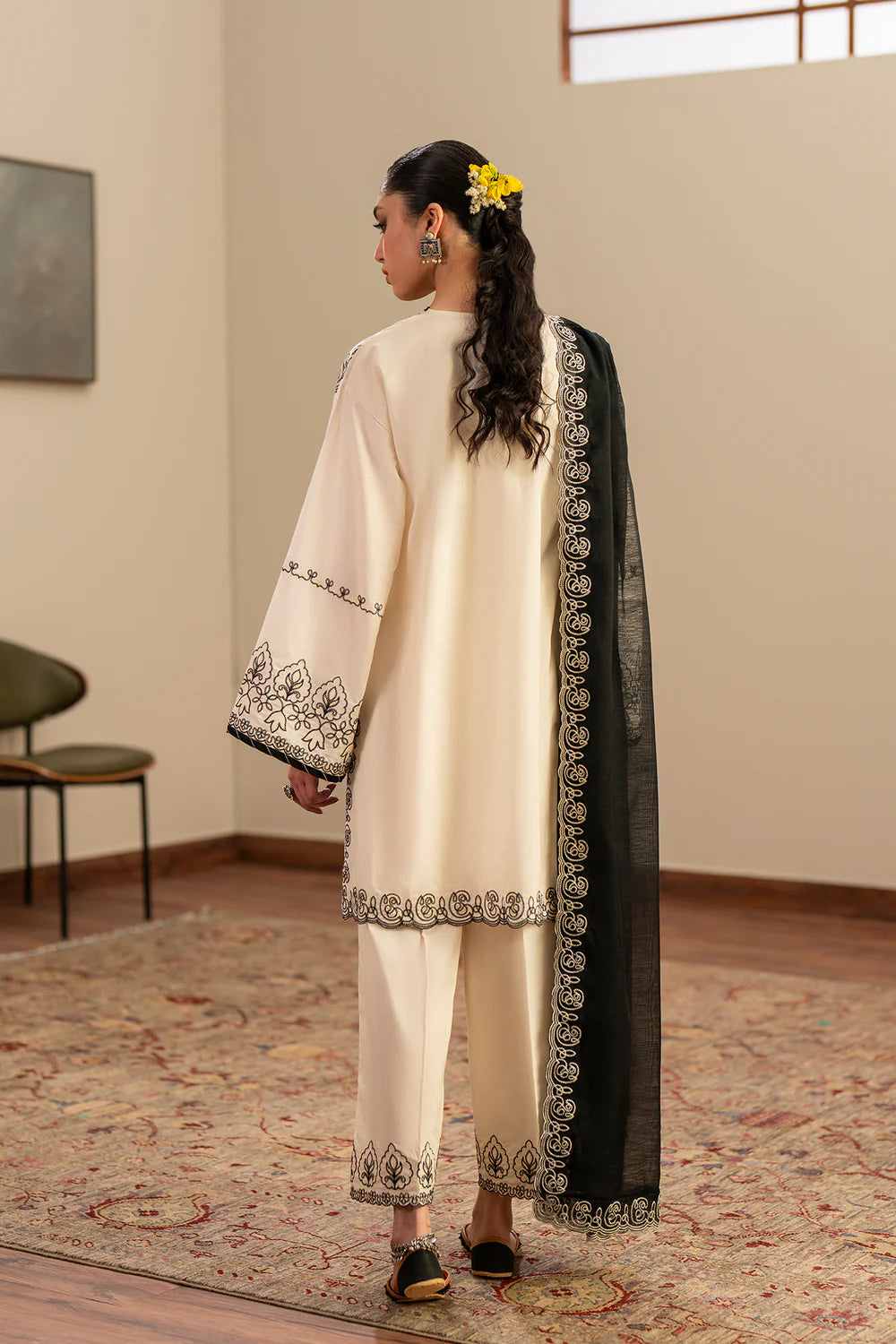 OFF WHITE | E4389/103/002 | Rozana Collection Summer '26 - Drop 2 | Ethnc (RTS)