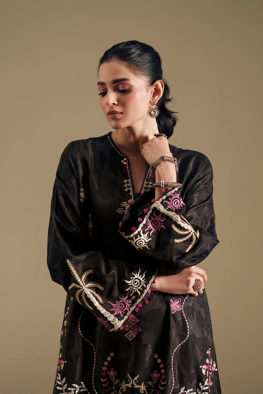 JET BLACK | E4395/103/902 | Rozana Collection SS '26- Drop 7 | Ethnc