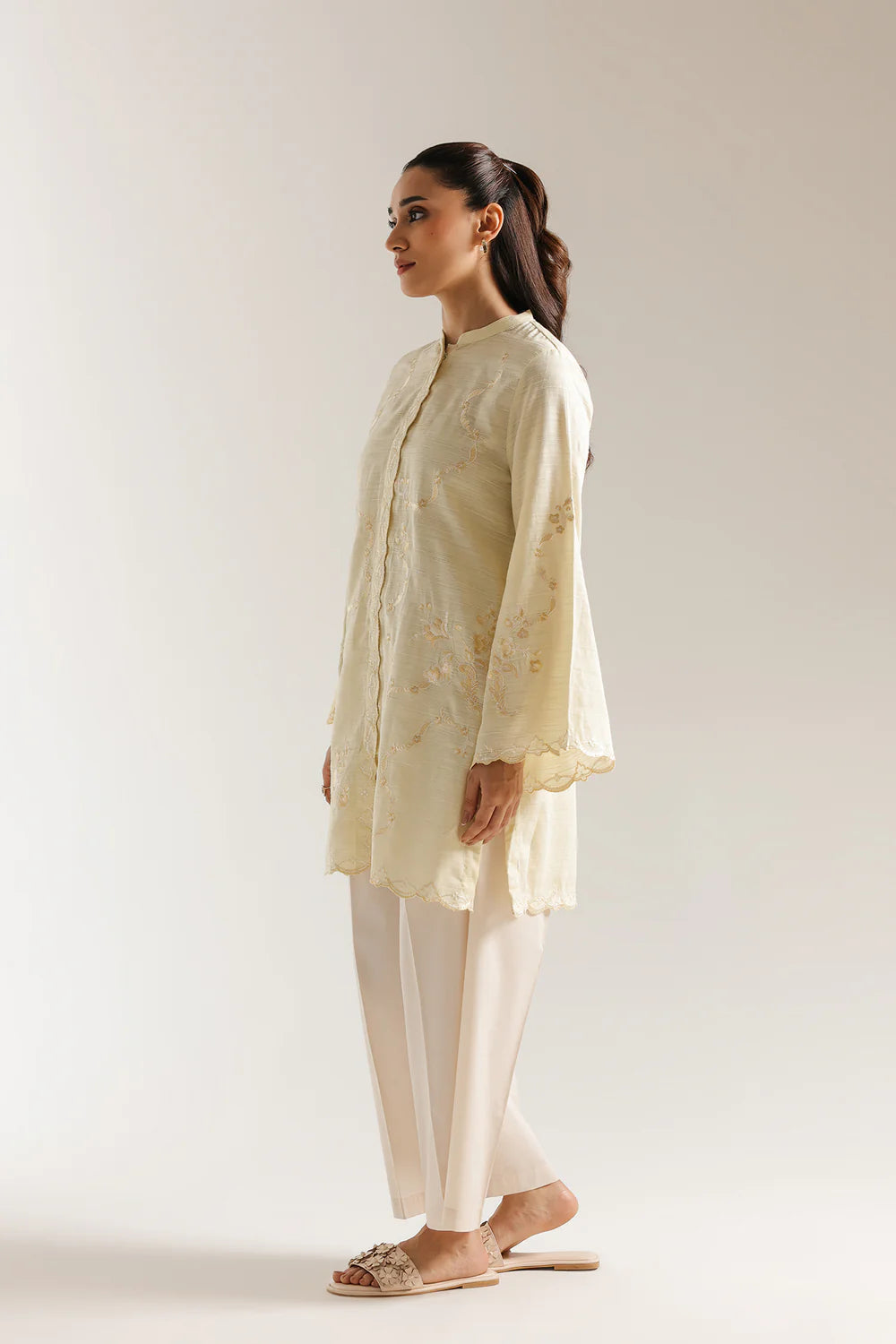 YELLOW BEIGE | E7585/102/110 | Women Casual SS '26 Drop 3 | Ethnc