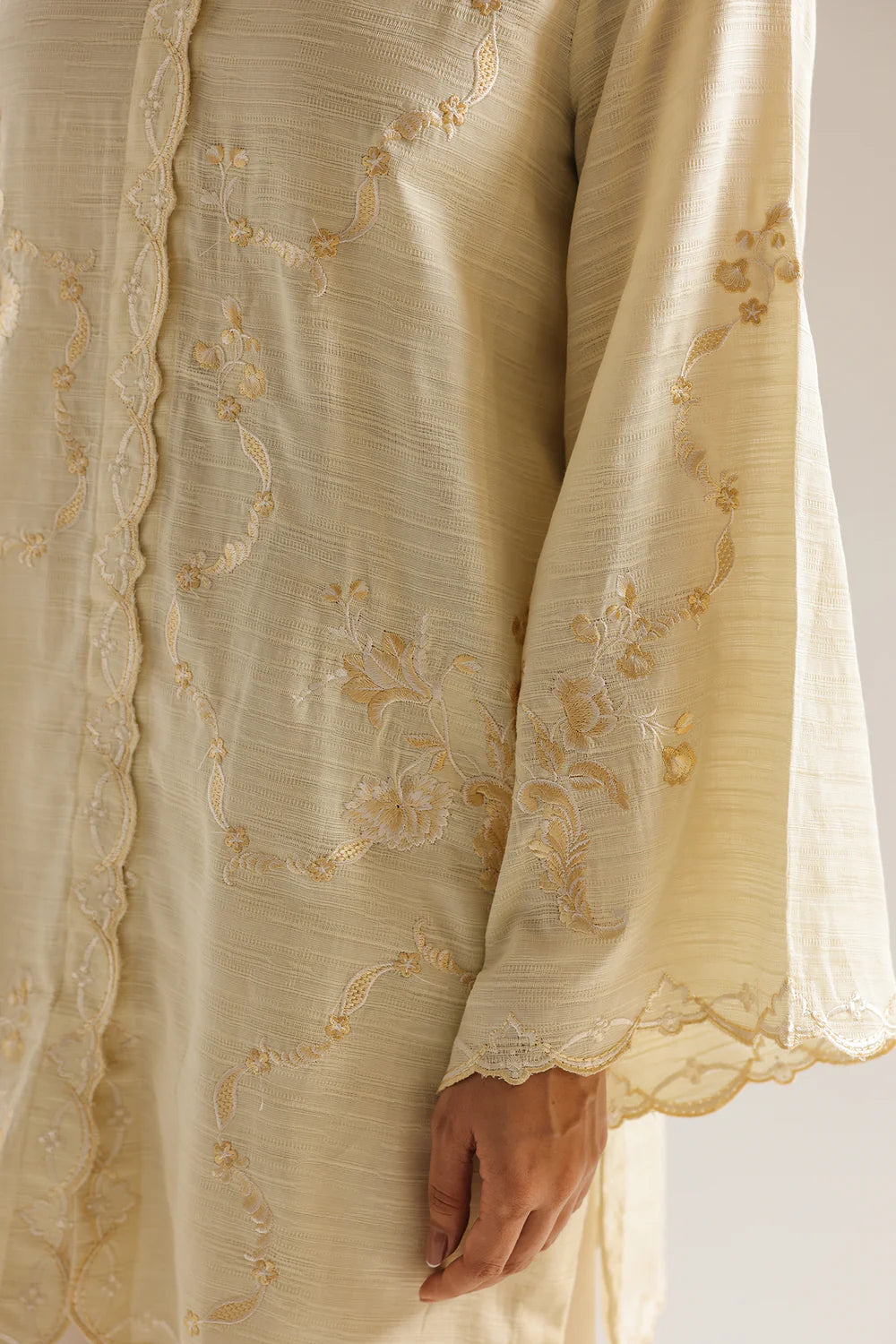 YELLOW BEIGE | E7585/102/110 | Women Casual SS '26 Drop 3 | Ethnc