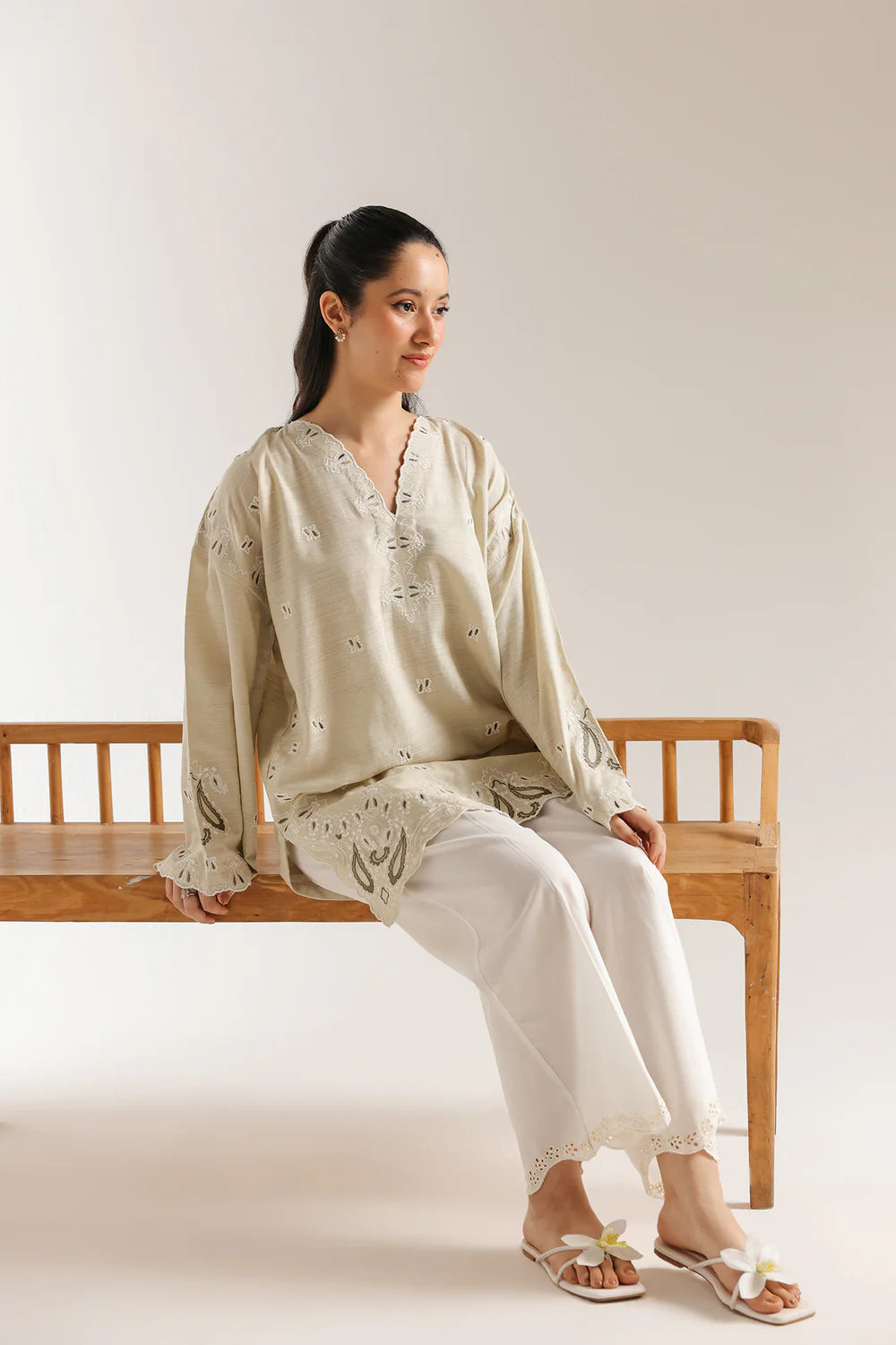 PALE GREEN | E7589/102/130 | Women Casual SS '26 Drop 3 | Ethnc