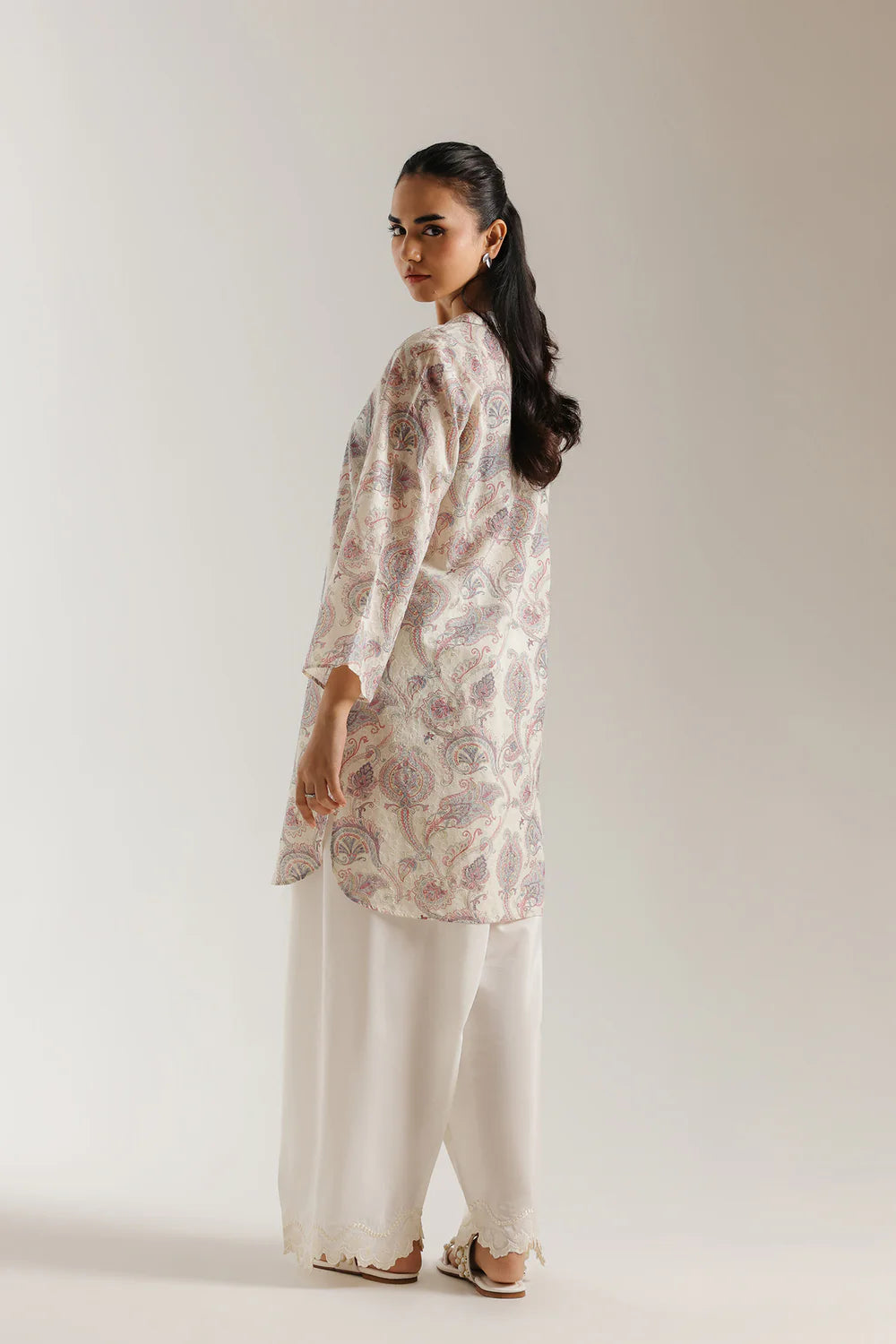 OFF WHITE | E7676/102/002 | Women Casual SS '26 Drop 3 | Ethnc