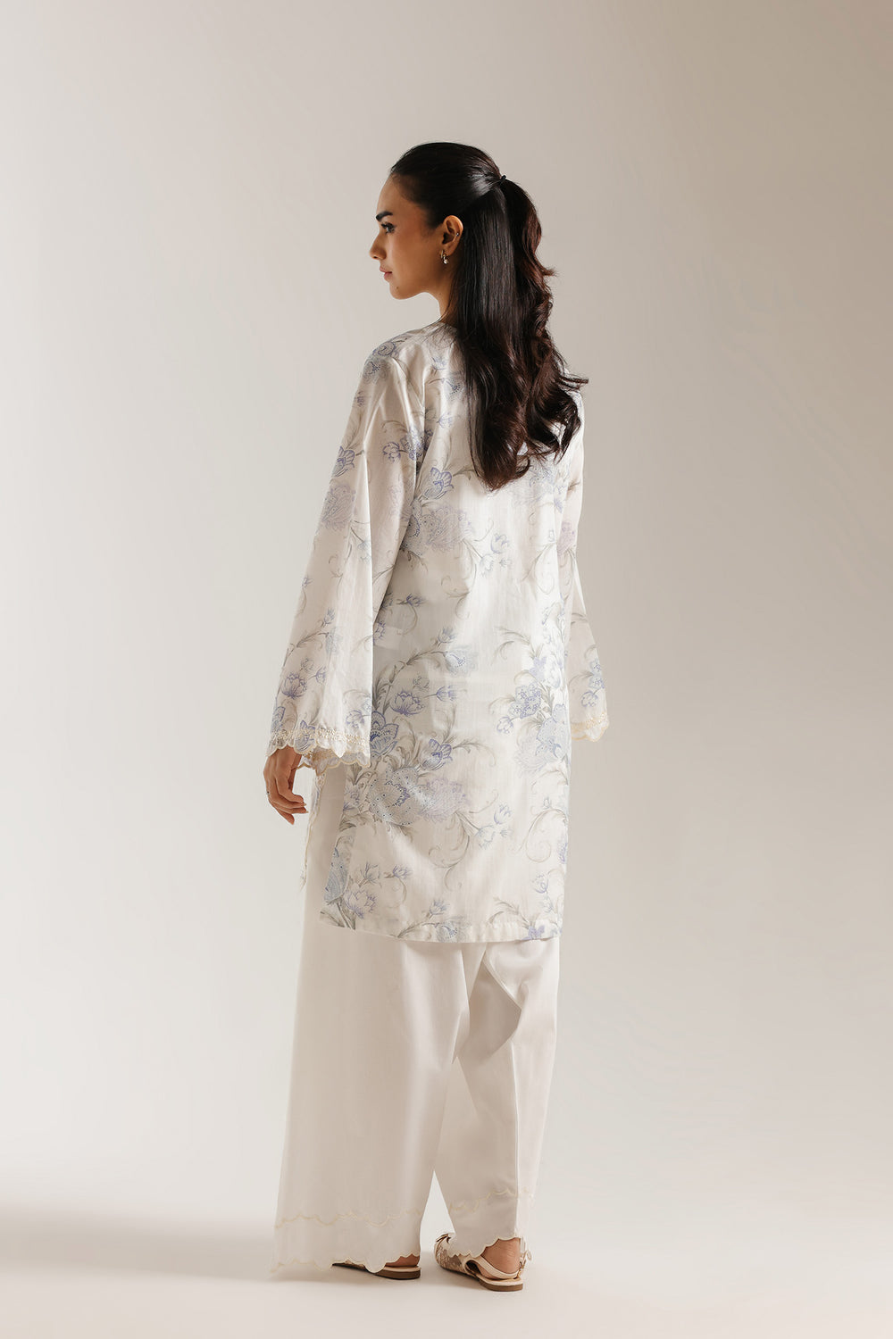 WHITE | E7682/102/001 | Women Casual SS '26 Drop 3 | Ethnc