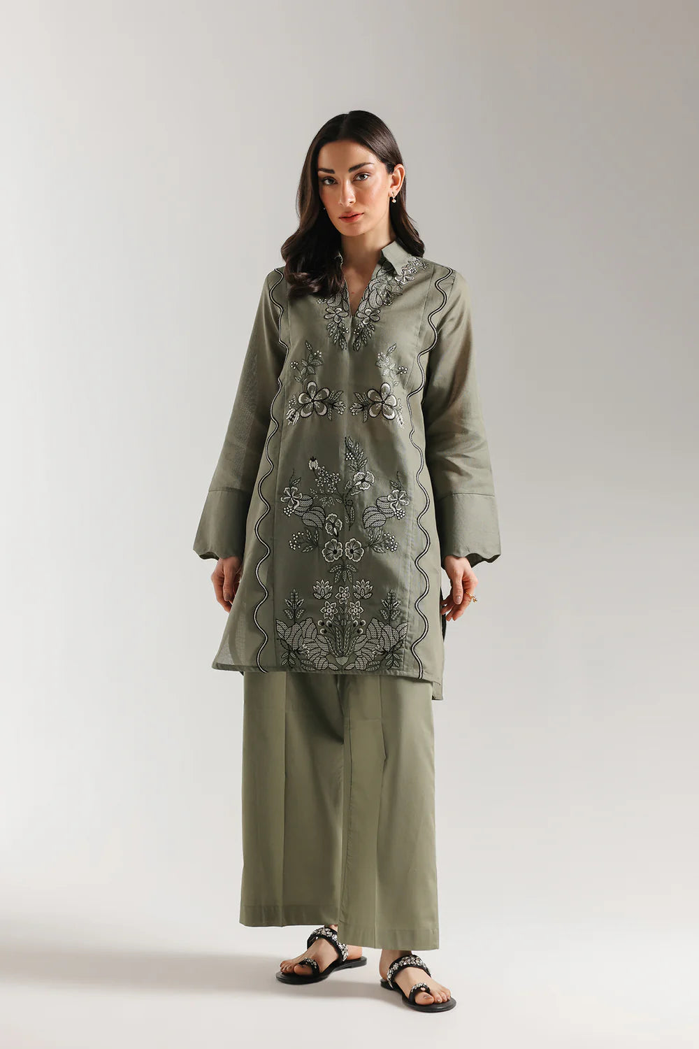 GREEN | E7695/102/701 | Women Casual SS '26 Drop 3 | Ethnc