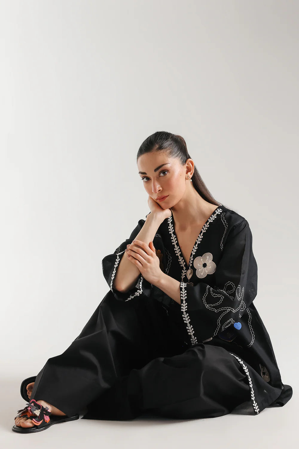 BLACK | E7699/102/901 | Women Casual SS '26 Drop 3 | Ethnc