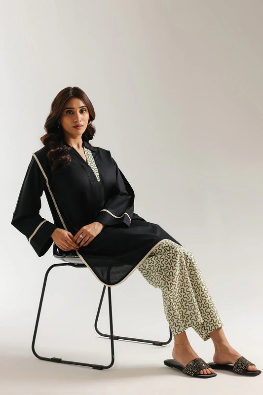 BLACK | E8024/102/901 | Special Price SS '26 | Ethnc