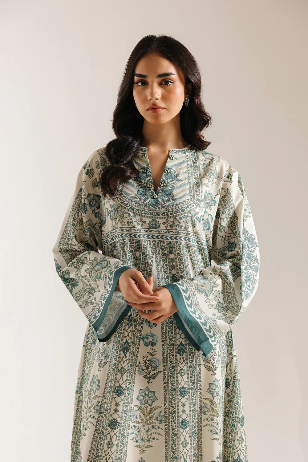 ANTIQUE WHITE | E8034/102/006 | Special Price SS '26 | Ethnc