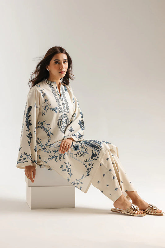 ANTIQUE WHITE | E8040/102/006 | Special Price SS '26 | Ethnc