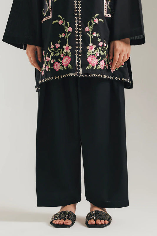 JET BLACK | E8321/102/902 | Special Price SS '26 | Ethnc