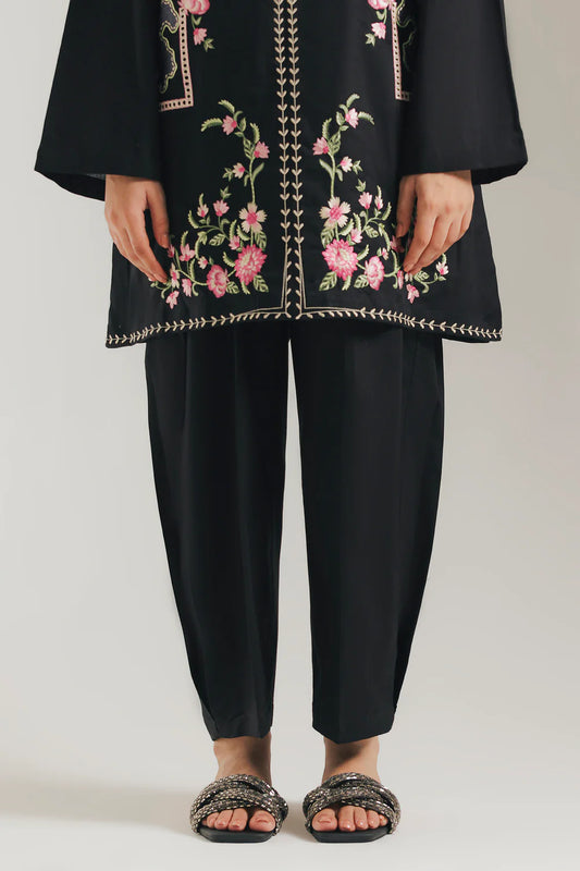 JET BLACK | E8325/102/902 | Special Price SS '26 | Ethnc