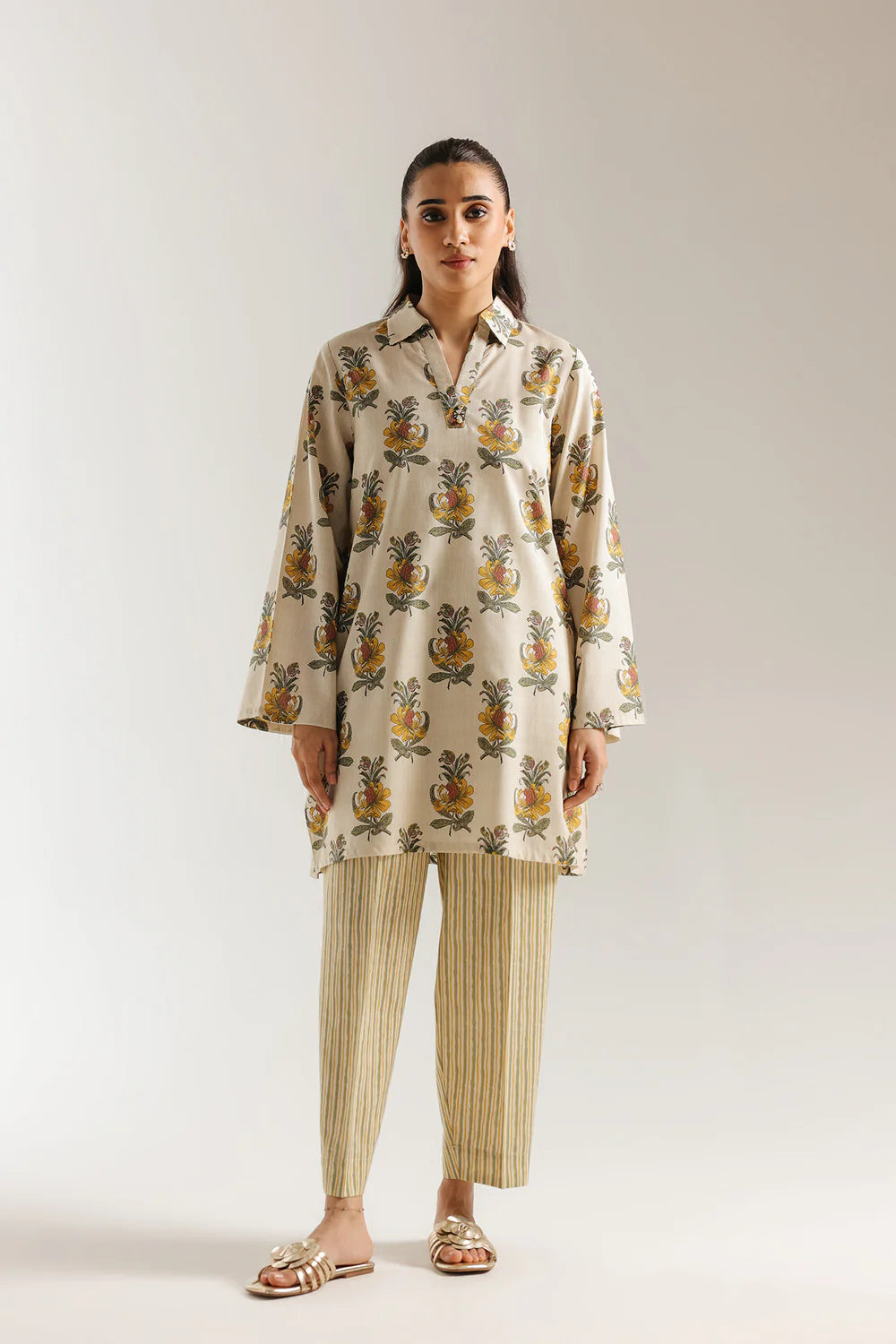 PALE YELLOW | E8408/102/115 | Special Price SS '26 | Ethnc