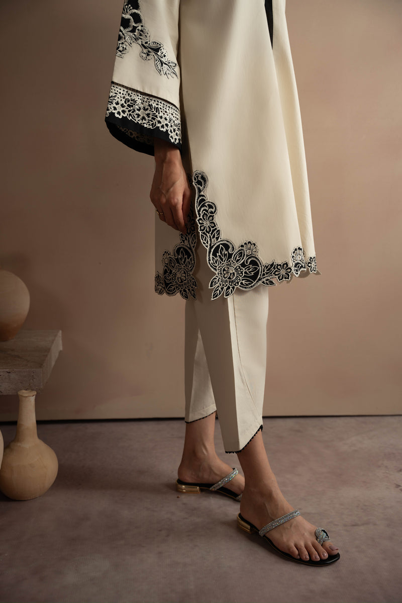 IVORY & BLACK 2PCS (NPA2-24302) | Zaib