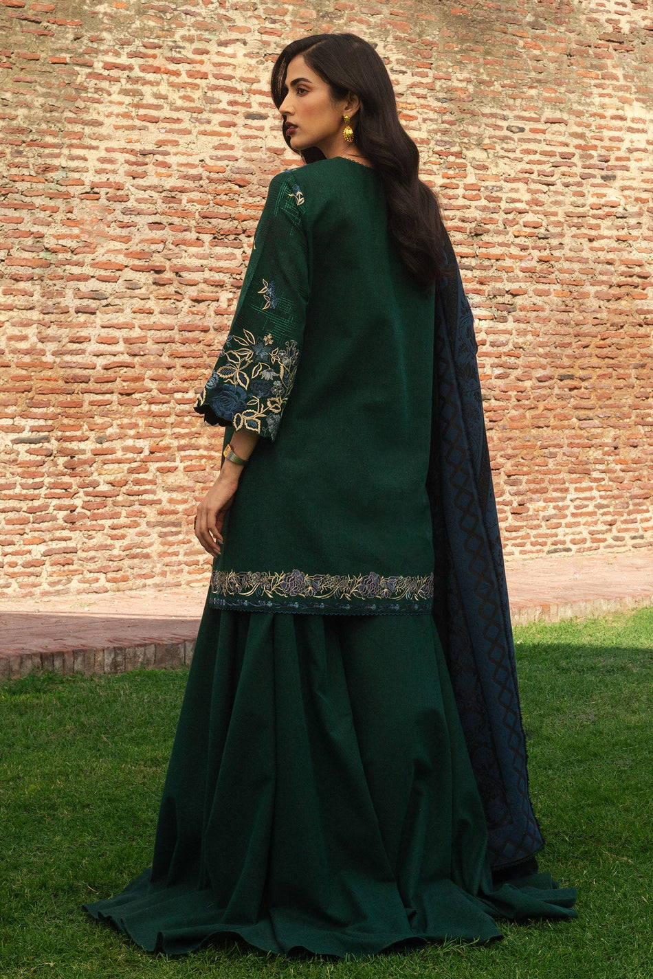 MINA-D7 | Zarashahjahan Winter Unstitched’24