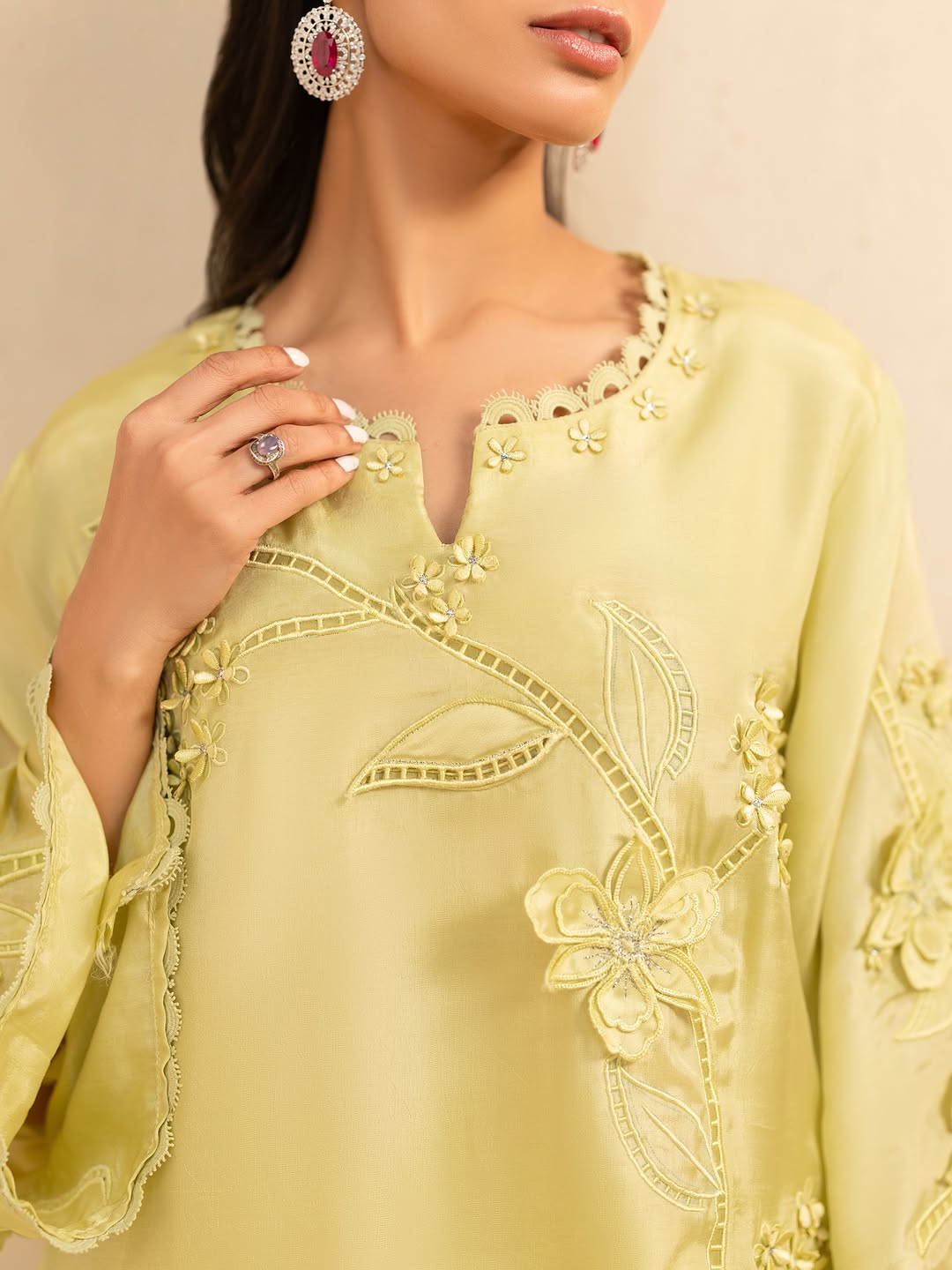 Lime | Edit Ul Fitr |  Nia Mia (RTS)