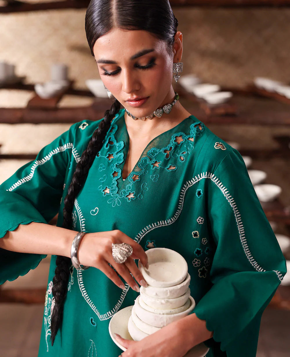 Veyra | Neoma Essential Pret '26 | Republic Womenswear