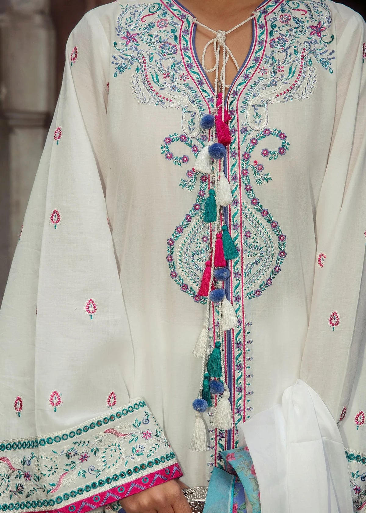 Isaura | Eid II Pret | LAJ BY LAJWANTI