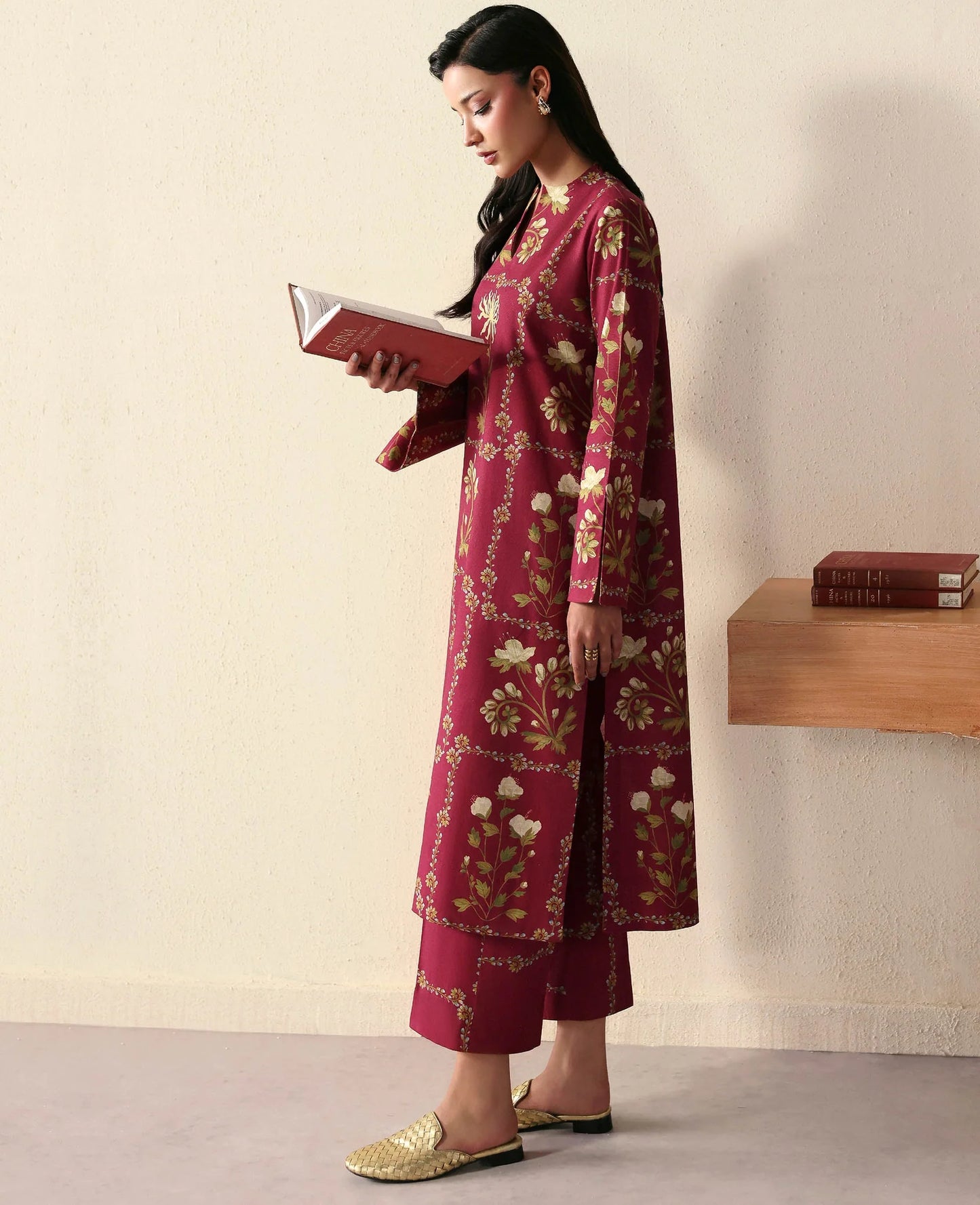 Élia | Basics Winter '25 | Republic Womenswear