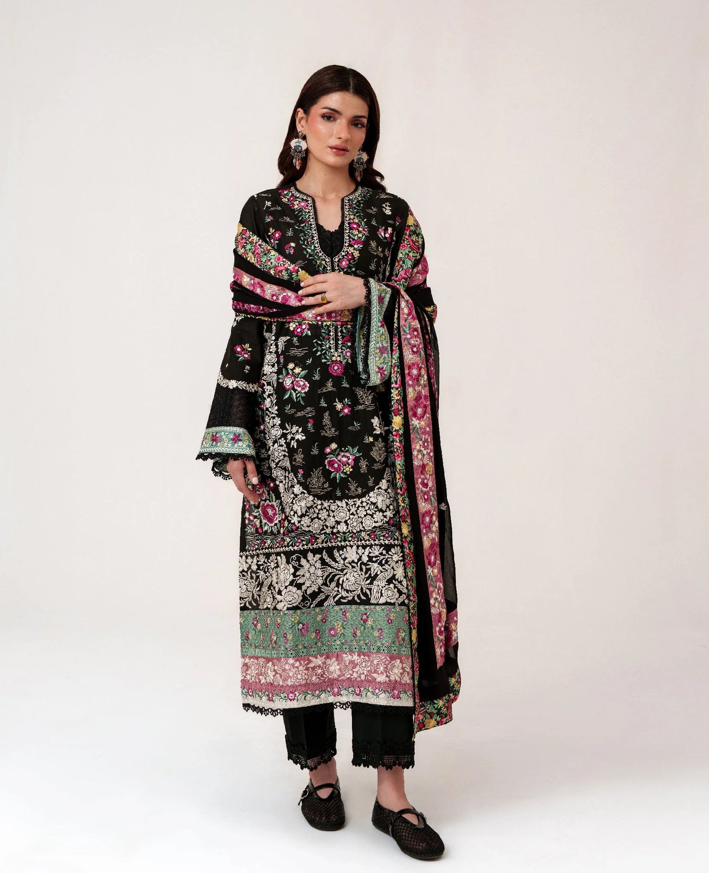 Elia | Reine Luxury Lawn Stitched '26 | Republic Womenswear