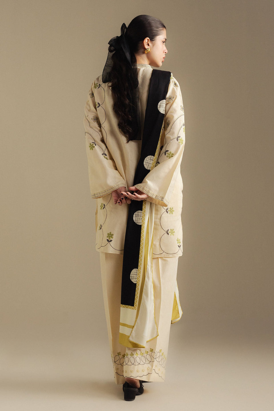 FAWN-8B | Coco Winter Unstitched’25 | Zara Shahjahan