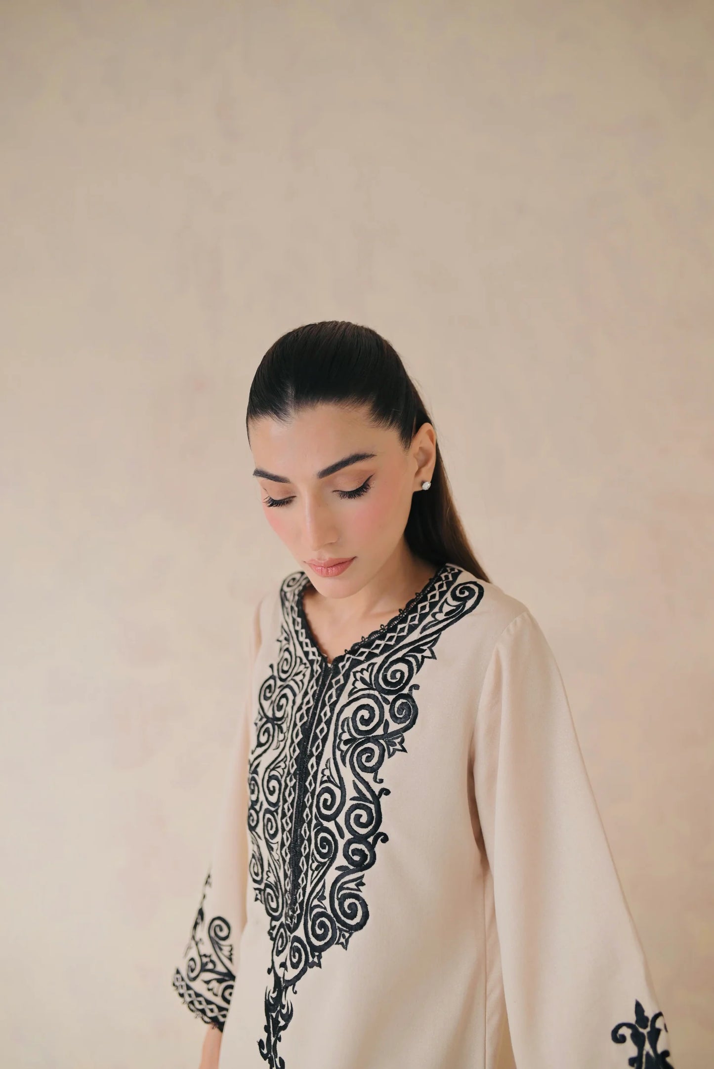 Ebony | Shanzay Anooshay
