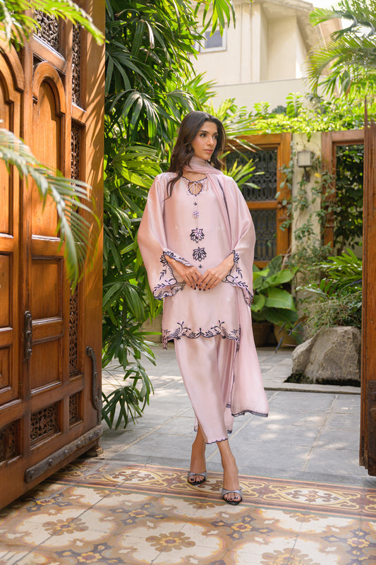 Lyla | Suhaiba Zindani Studio