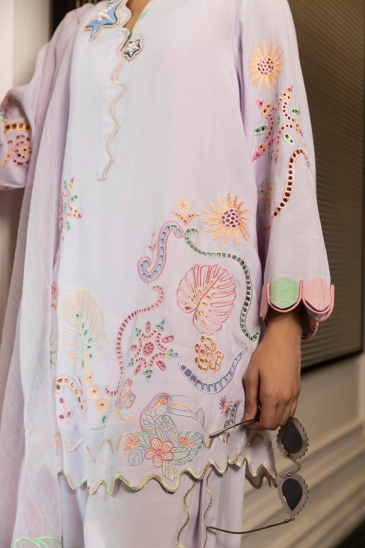 FW25SM022P2T | Safi & Me - Raw Silk Edit | SANA SAFINAZ