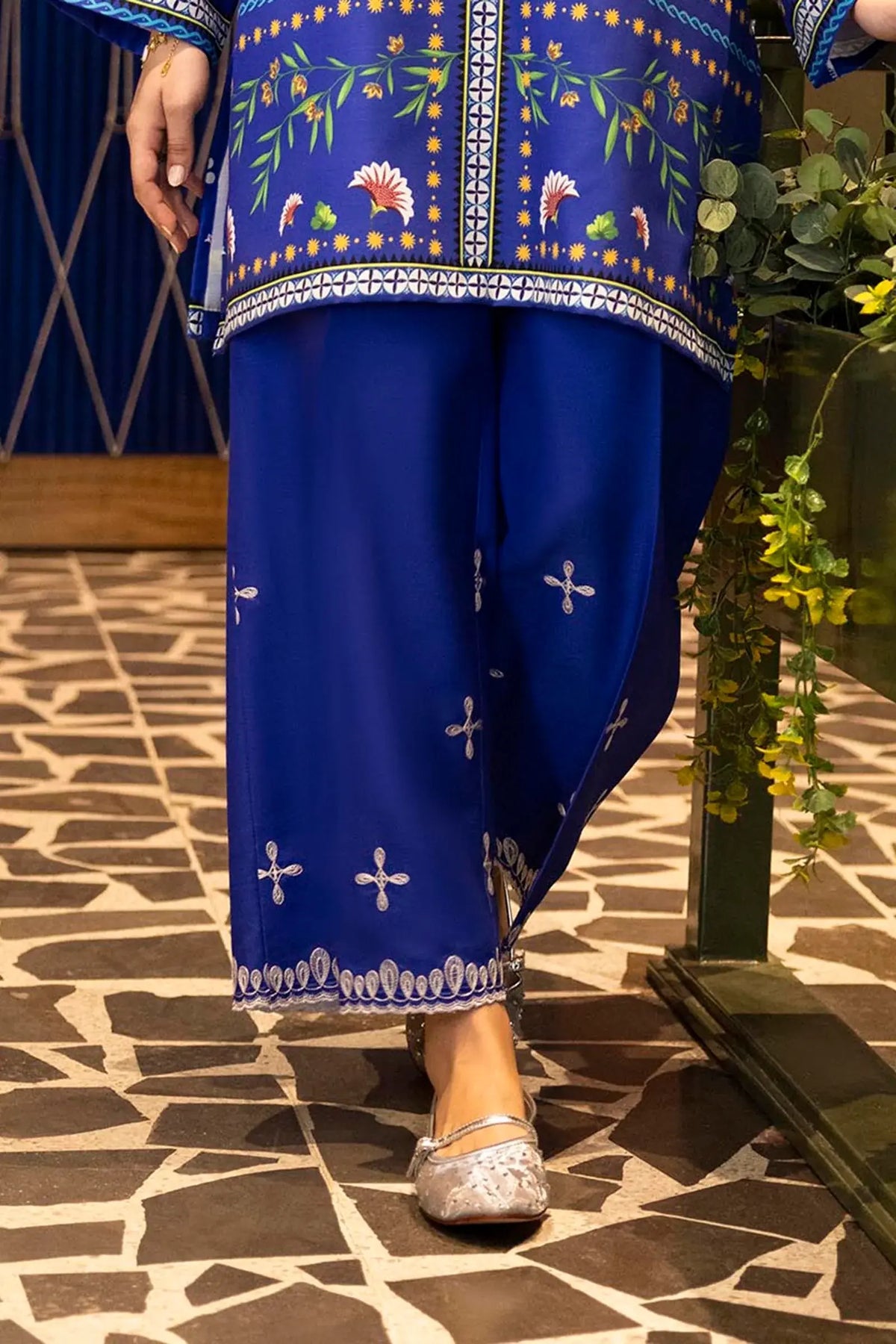 FW25TESE963 | Fall Winter Collection | SANA SAFINAZ