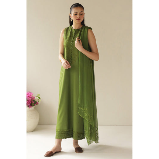 GREEN OUTFIT | DYOT