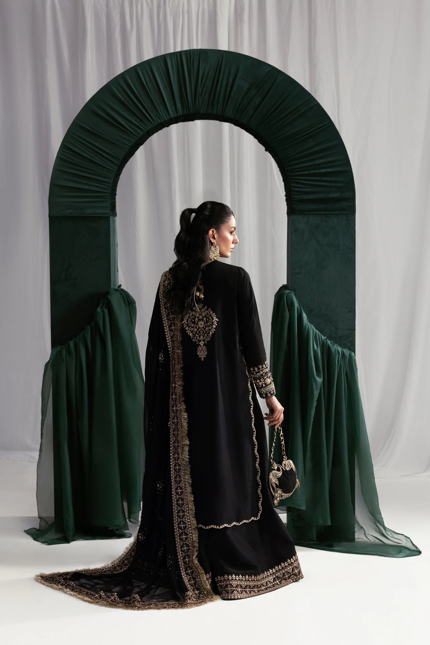 BLACK LUXURY WEDDING EDIT 2025 (NPA3-25439) | ZAIB