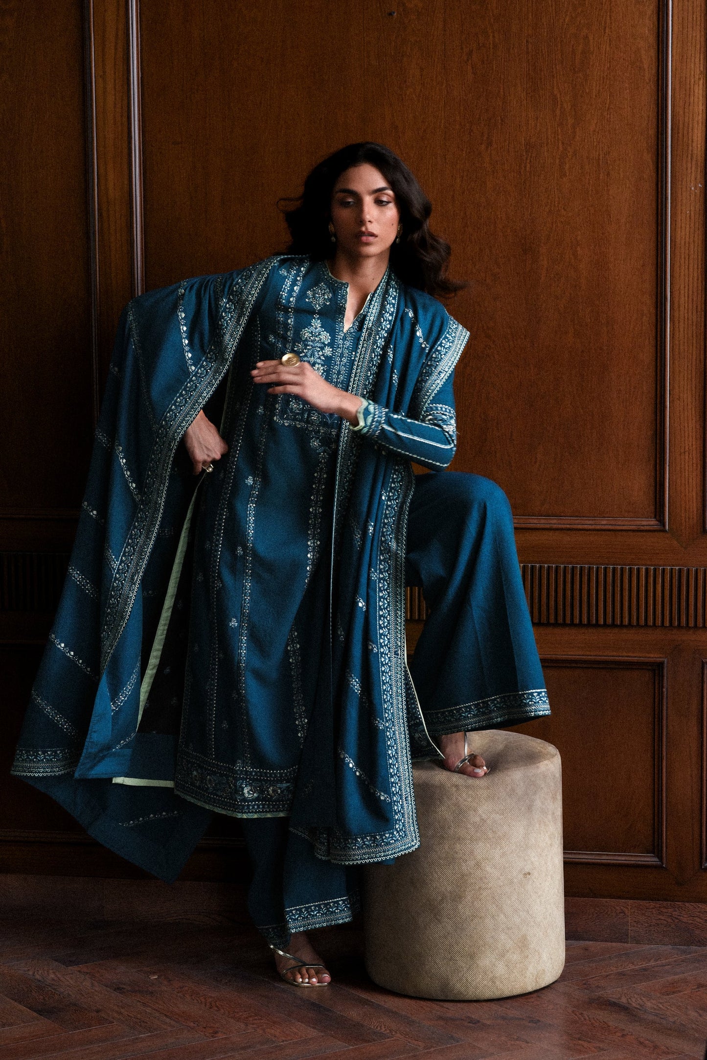 TEAL BLUE LUXURY EMBROIDERED KARANDI SET (NEL-25625) | ZAIB
