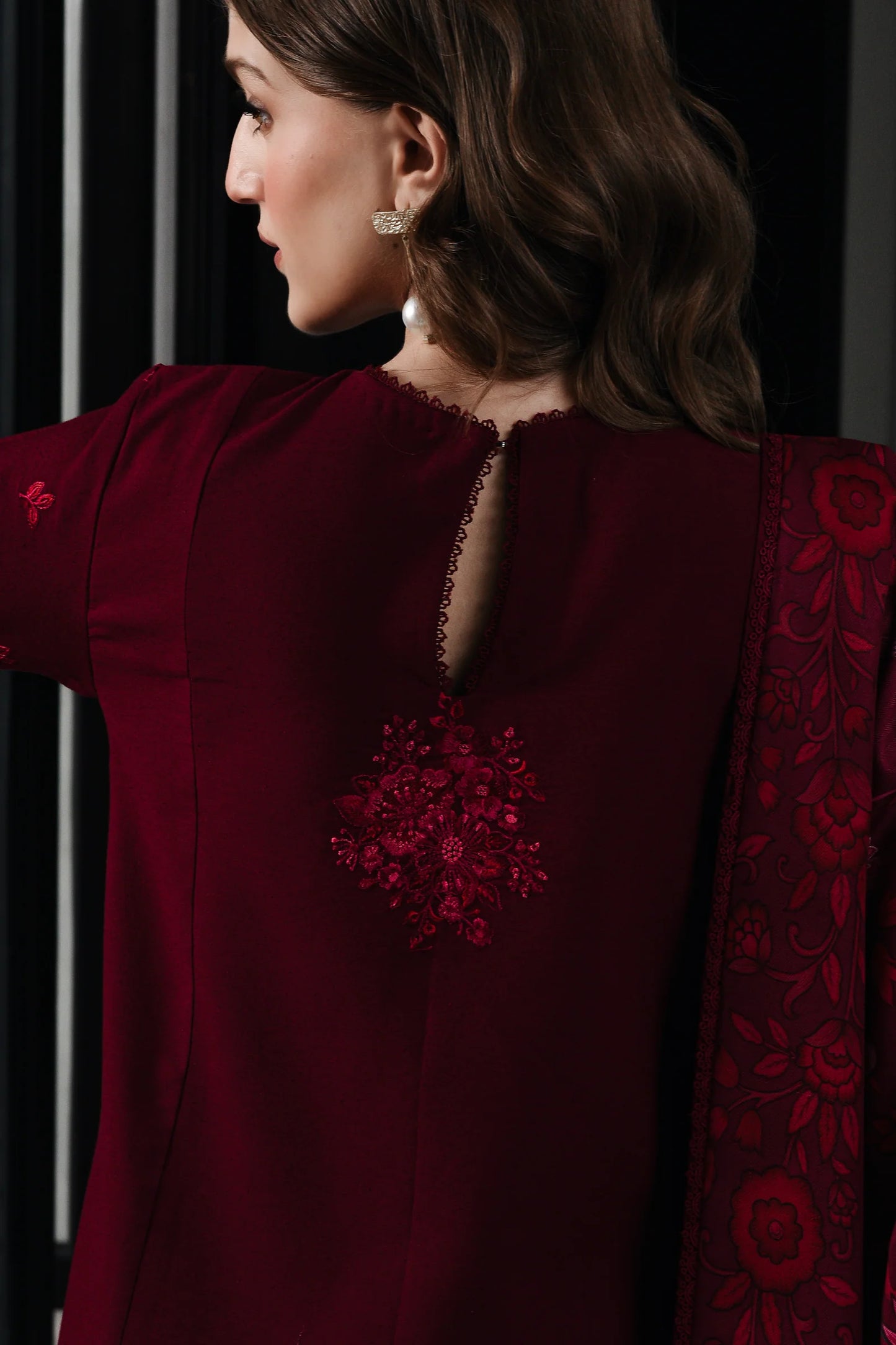 MAROON LUXURY EMBROIDERED KARANDI SET (NEL-25622) | ZAIB