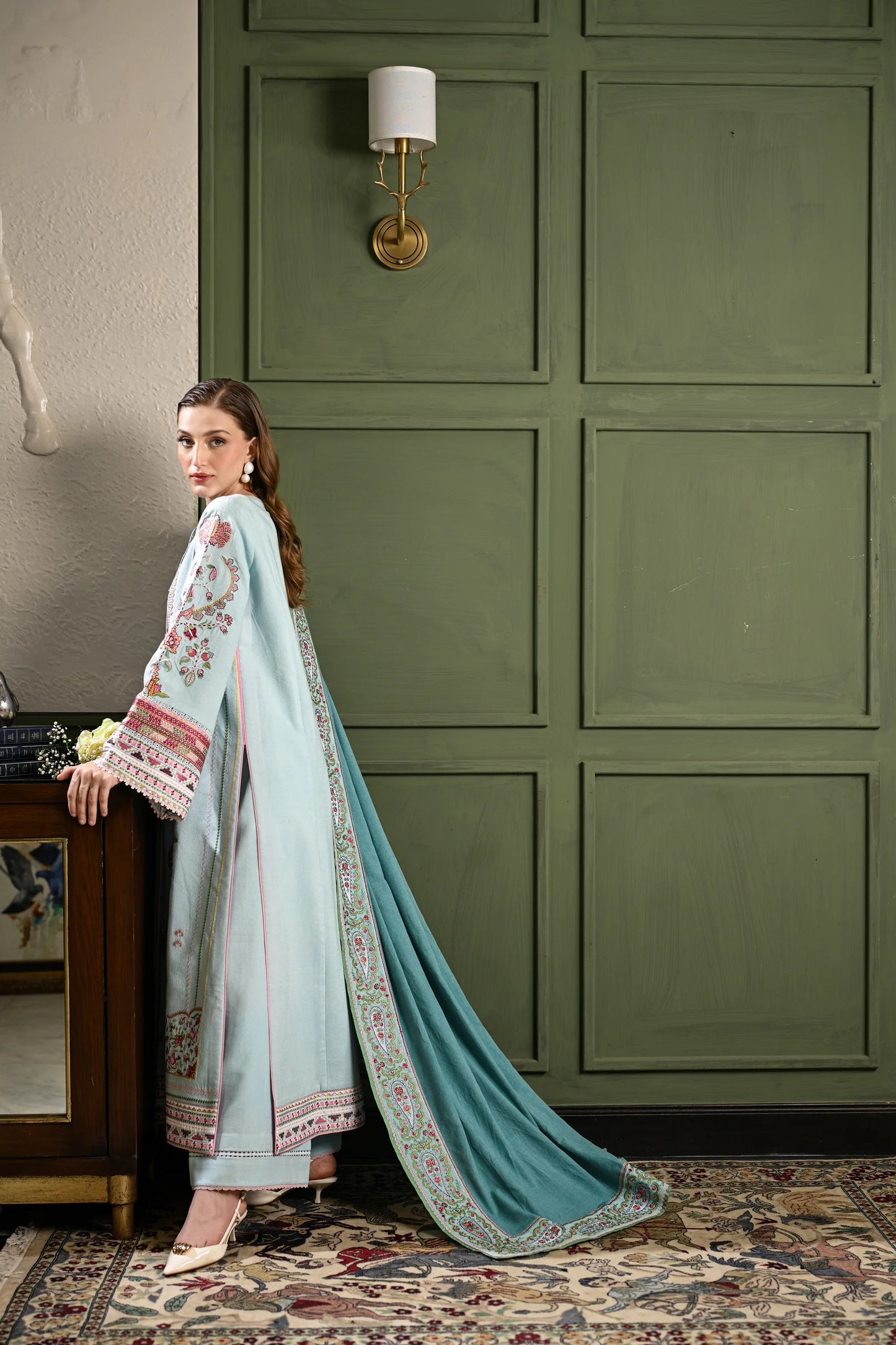 ICE BLUE LUXURY EMBROIDERED KARANDI SET (NEL-25634) | ZAIB