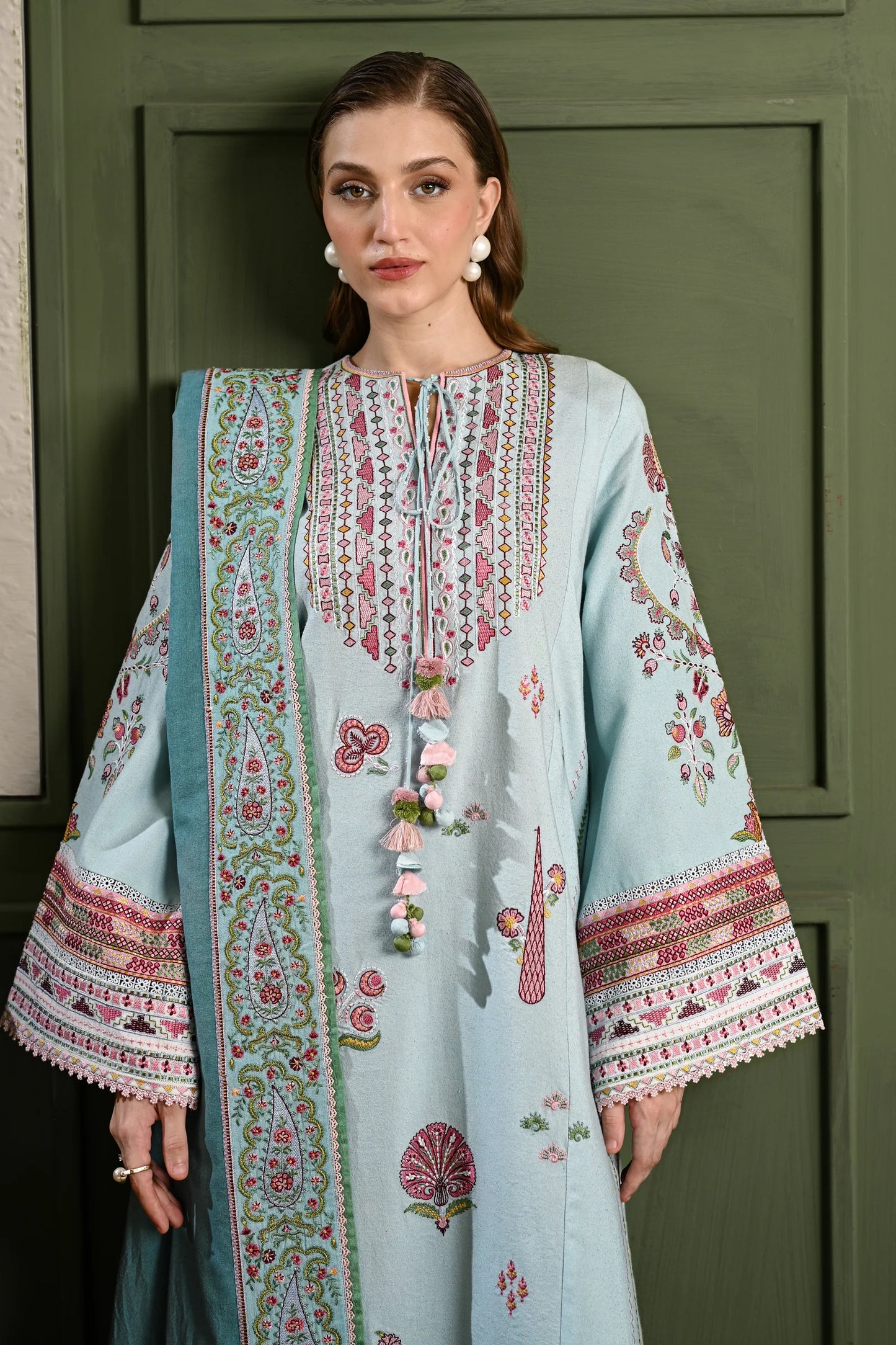 ICE BLUE LUXURY EMBROIDERED KARANDI SET (NEL-25634) | ZAIB