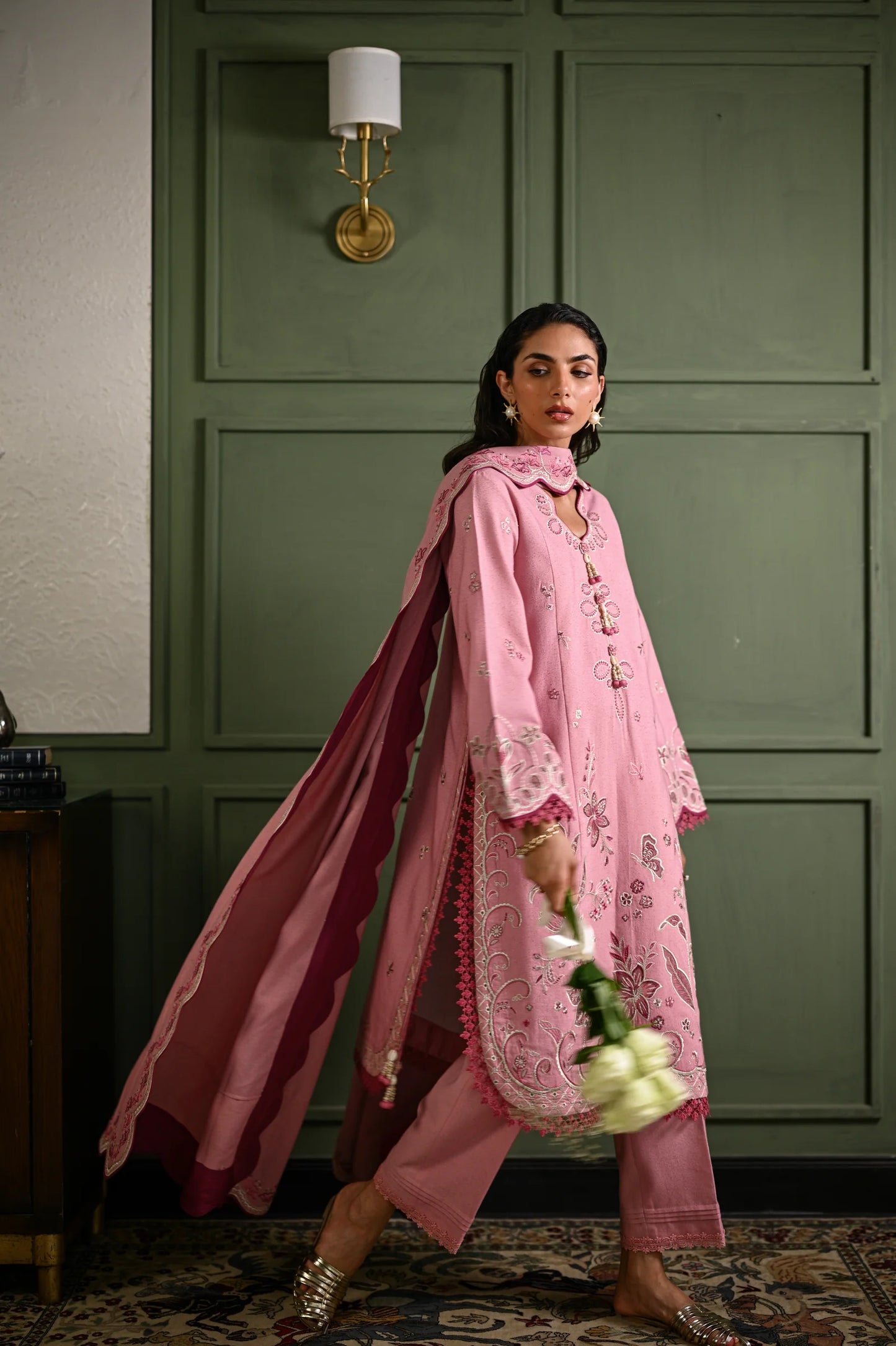 BLUSH PINK LUXURY EMBROIDERED KARANDI SET (NEL-25632) | ZAIB