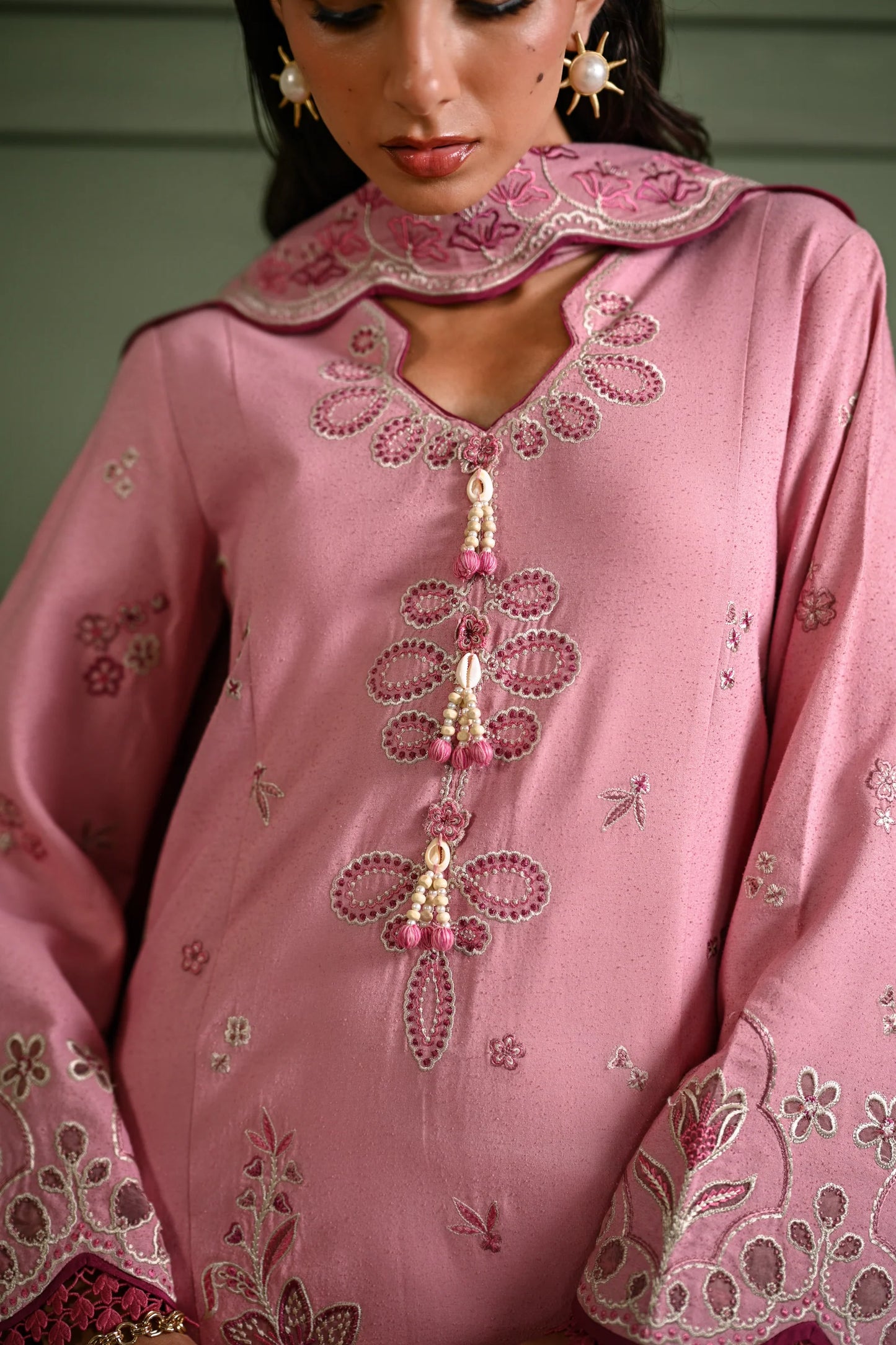 BLUSH PINK LUXURY EMBROIDERED KARANDI SET (NEL-25632) | ZAIB