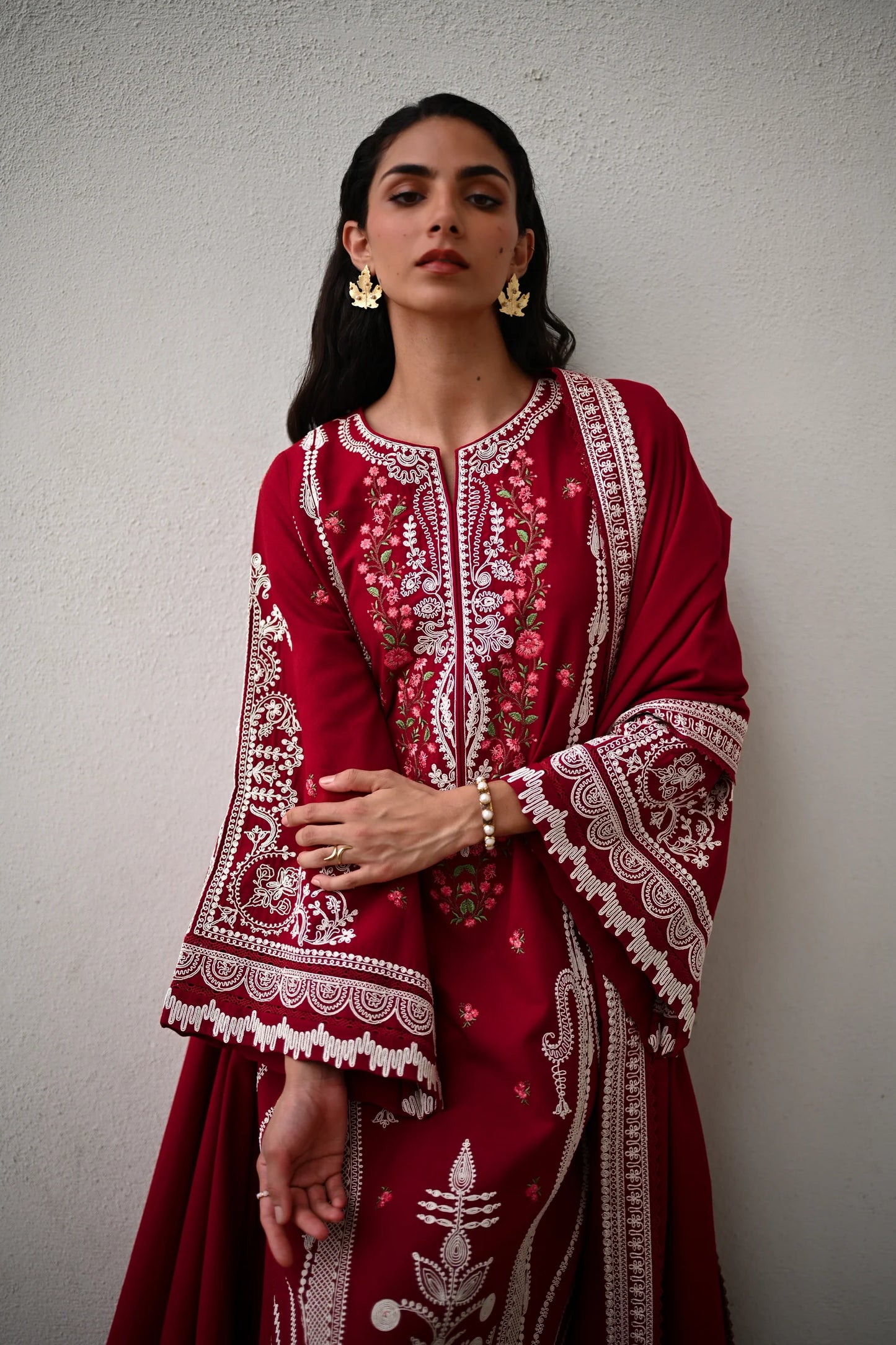 DORI DEEP RED LUXURY EMBROIDERED KARANDI SET (NEL-25629) | ZAIB