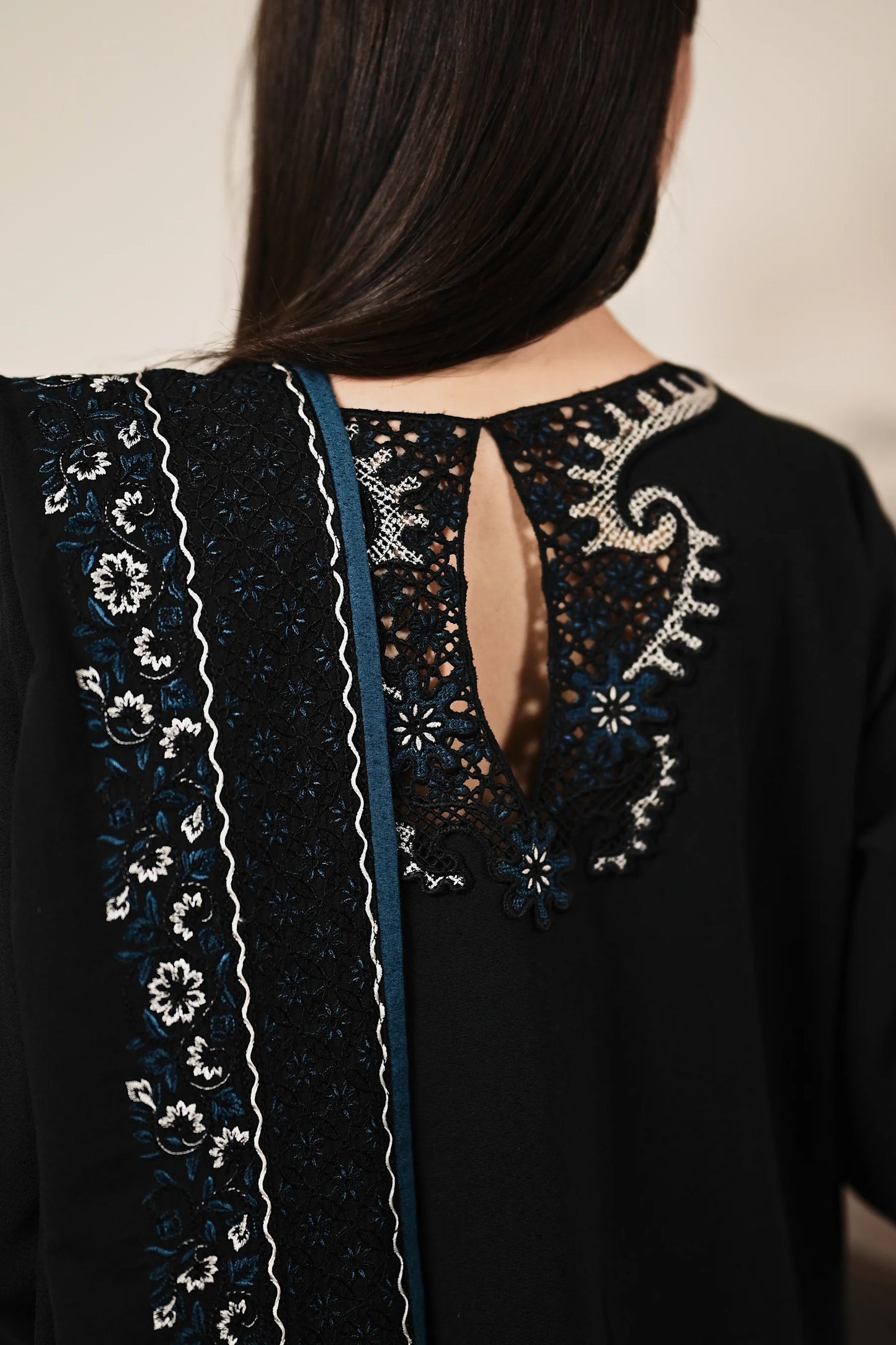 BLACK | LUXURY EMBROIDERED KARANDI | (NPA3-25444) | ZAIB