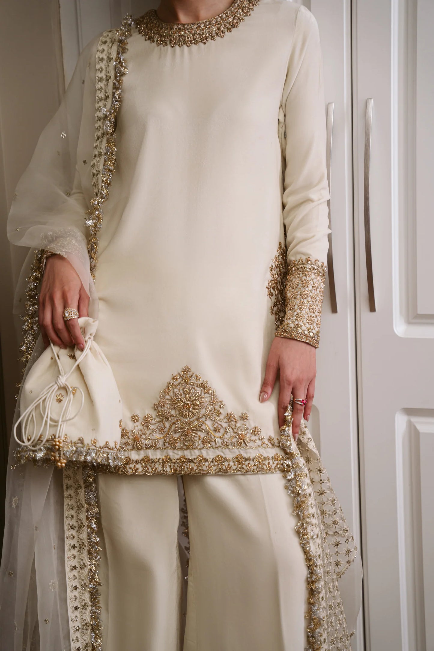 IVORY LUXURY VELVET COUTURE (NPA3-25460) | ZAIB