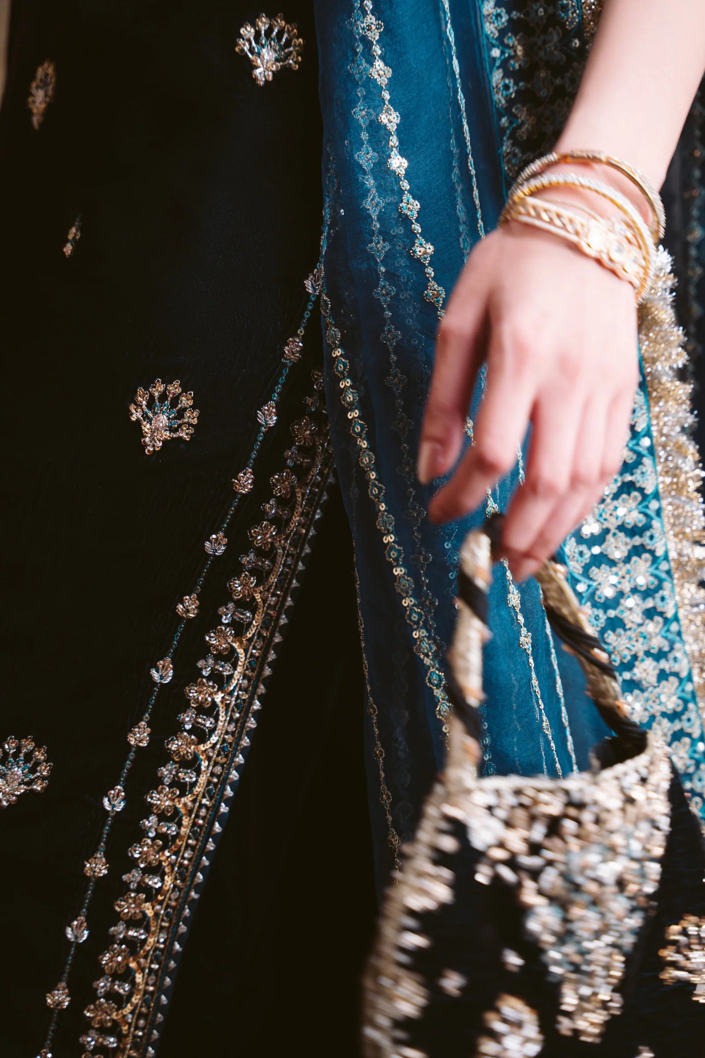 TEAL LUXURY VELVET COUTURE (NPA3-25461) | ZAIB