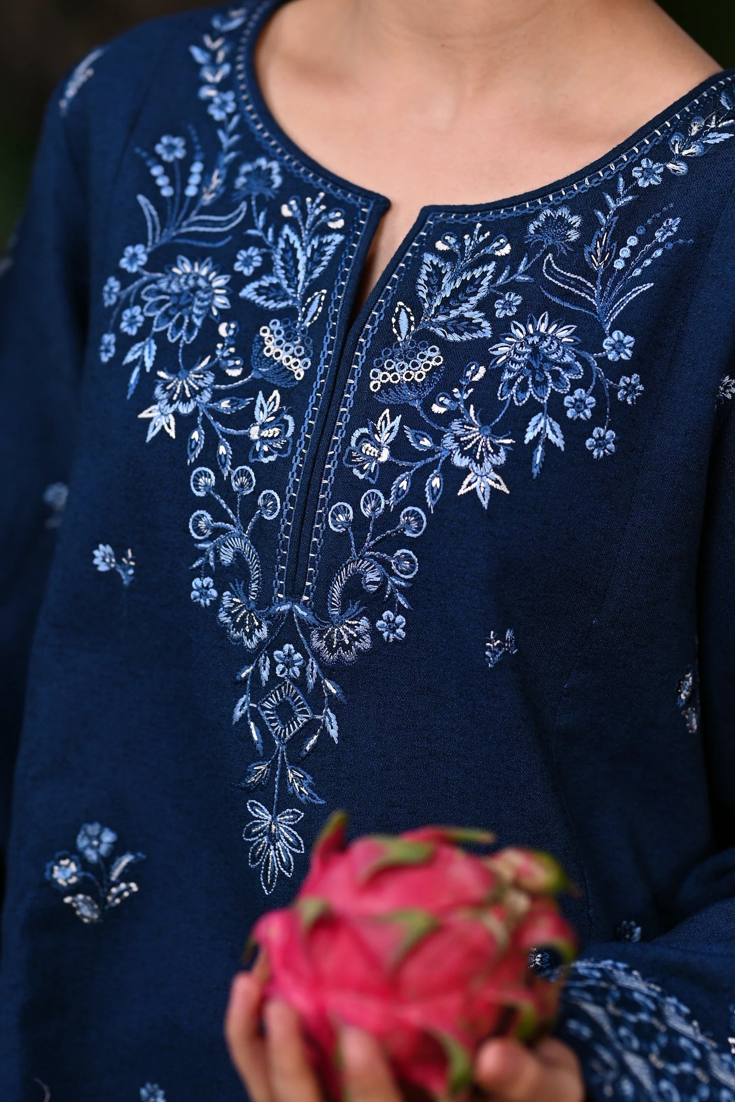 DEEP BLUE LUXURY EMBROIDERED KARANDI (NPA2-25320) | ZAIB