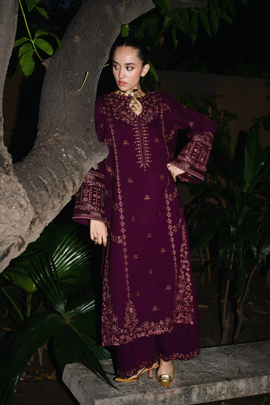 DEEP PLUM LUXURY EMBROIDERED KARANDI (NPA2-25318) | ZAIB
