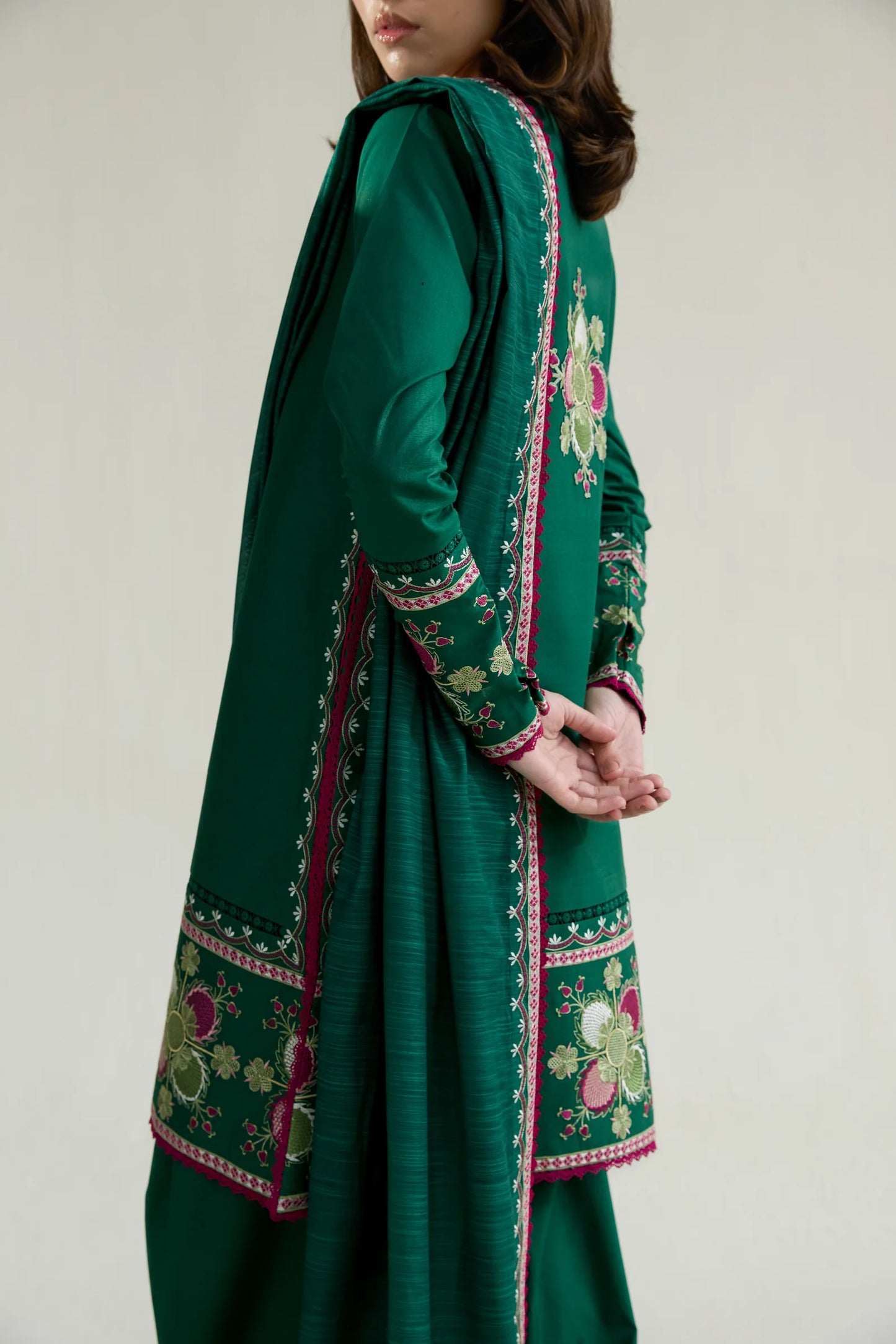 EMERALD GREEN LUXURY EMBROIDERED LAWN 3PCS SET (NPA3-26413) | RAMADAN EDIT '26 | ZAIB