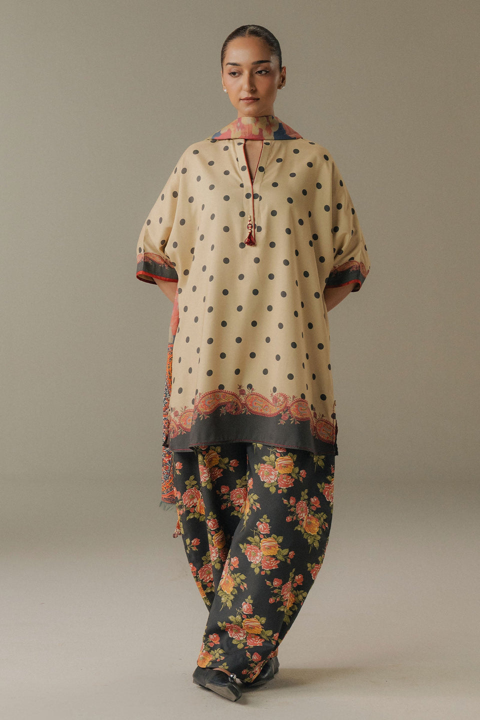 PAPER MOON-3B | COCO PRINTS EDIT V | Zara Shahjahan