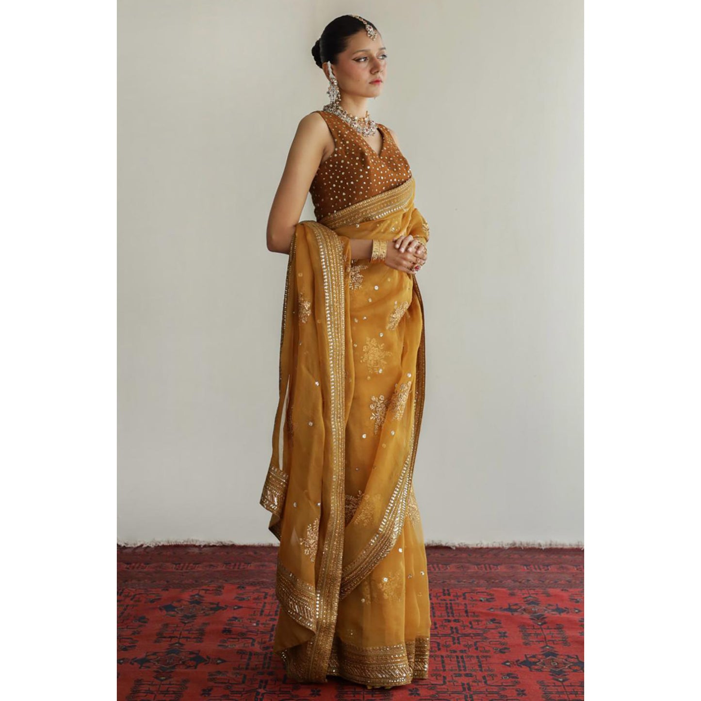 HONEY GOLD OUTFIT | SAREE | DYOT