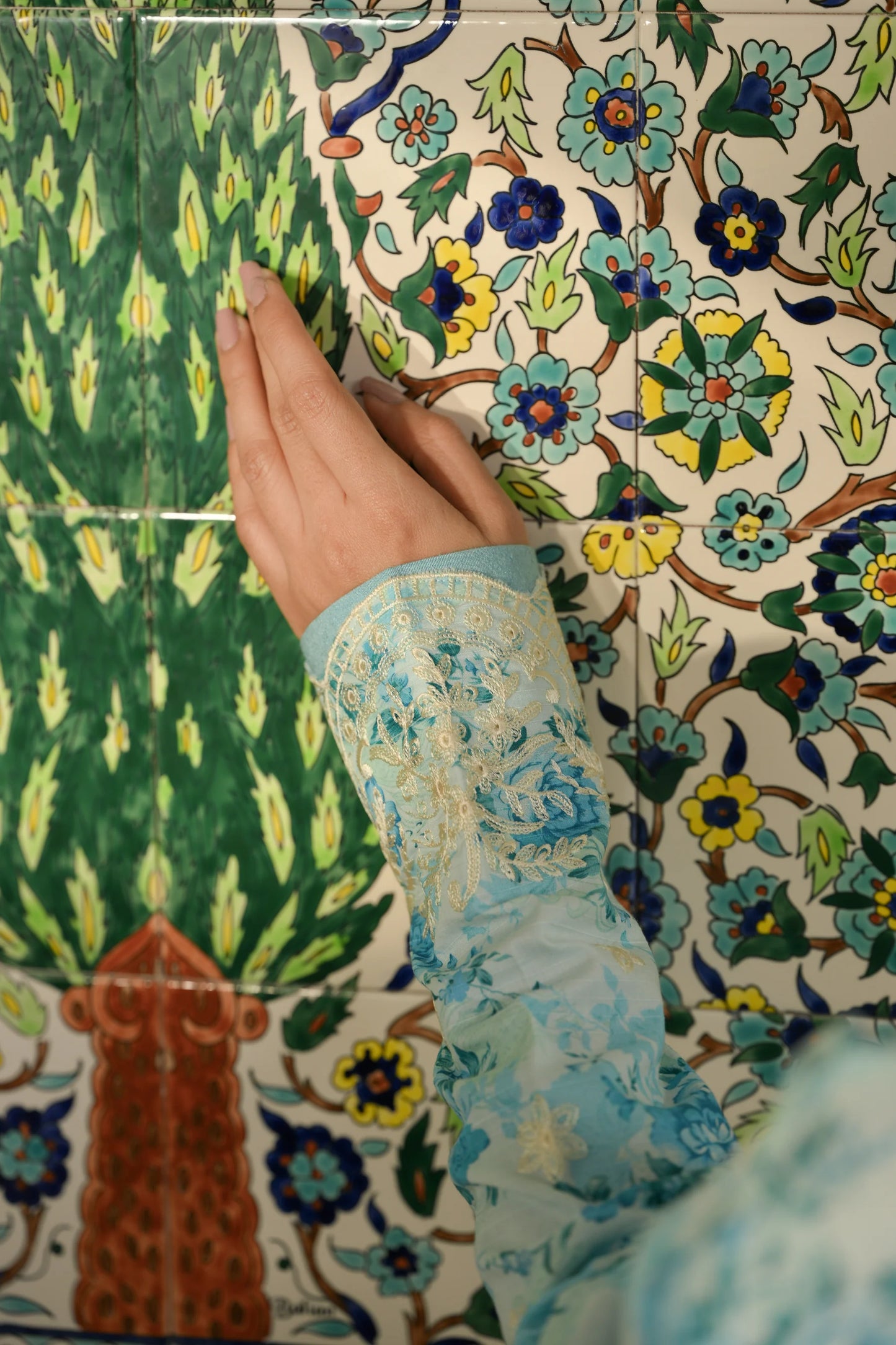 MINT SORBET LUXURY PRINTED EMBROIDERED LAWN SET (NEL-25618) | ZAIB