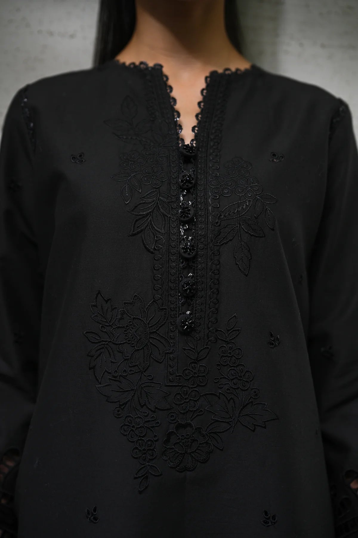 WATERMELON / BLACK LUXURY PRINTED EMBROIDERED LAWN SET (NEL-25611) | ZAIB