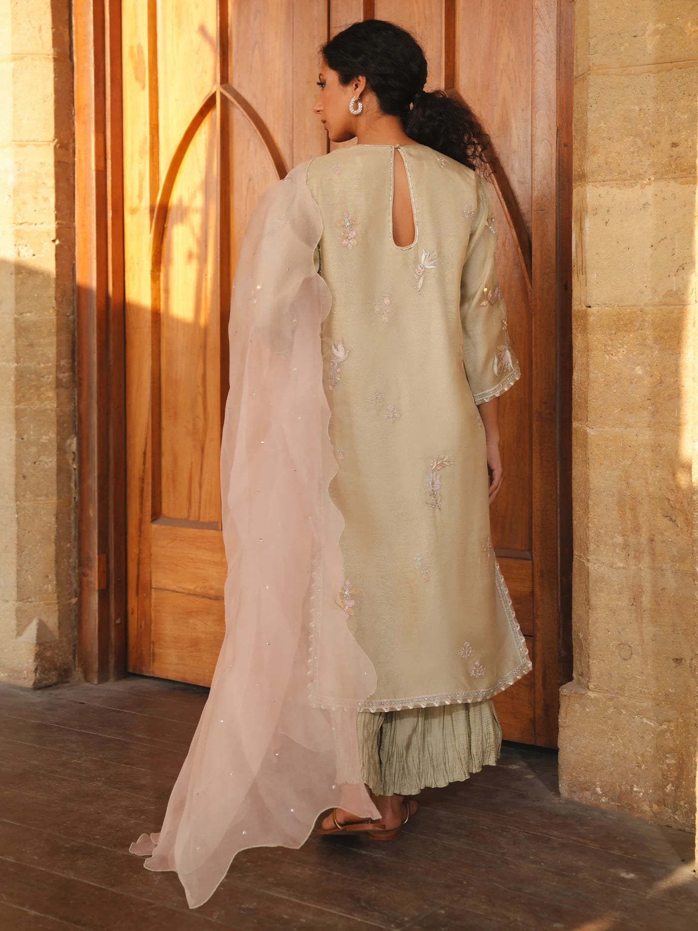SS26AMB2-AW25AMB2OWKPD001 | NEW IN | MISHA LAKHANI