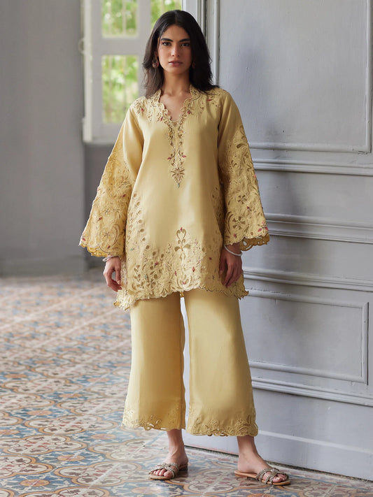 SS26AMB2-AW25AMB1OWTP004 | NEW IN | MISHA LAKHANI